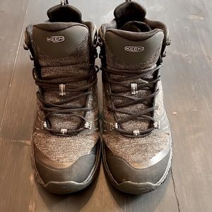 KEEN Women's Terradora Waterproof Boot Mid